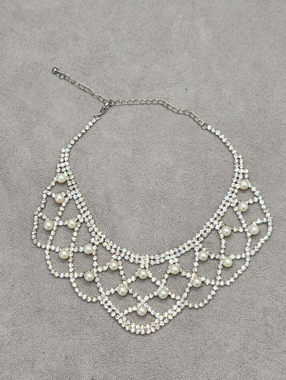 Bridal Bib Necklace 12" Rhinestones Pearls Scalloped Silver Tone Wedding Prom